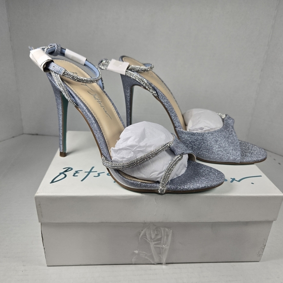 Betsey Johnson Vera Wedding Glittering Light Blue Silver 4 " Heels Size 8.5 - Picture 3 of 10